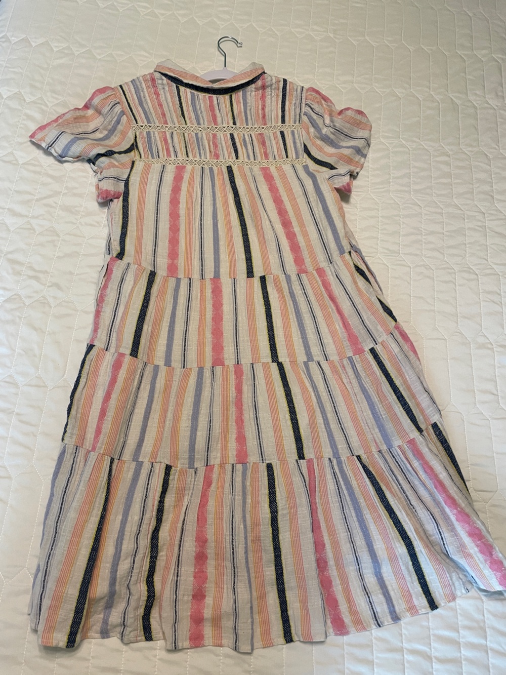 Anthropologie Georgina Tiered
Shirtdress Small - Picture 6 of 8